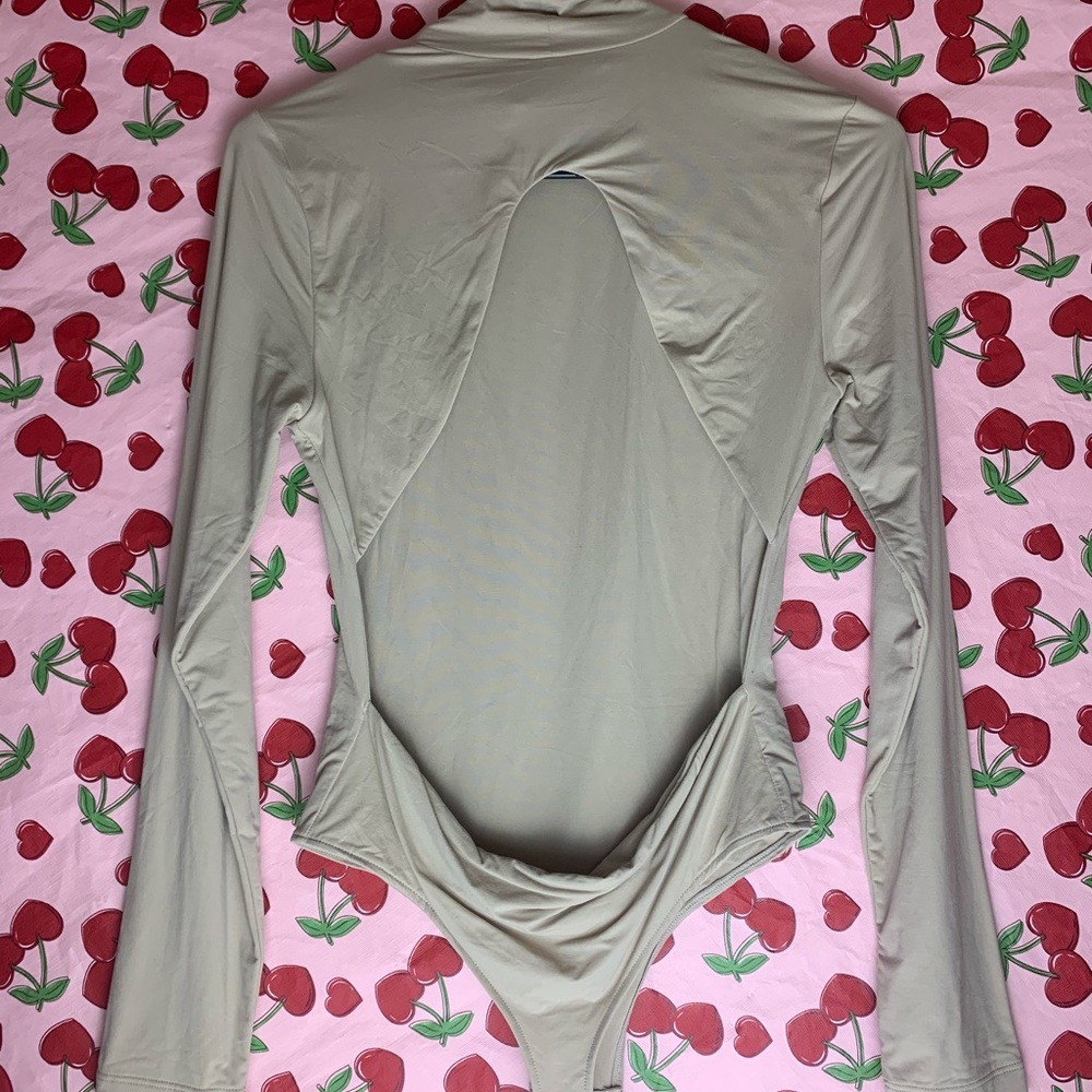 Nude bodysuit
